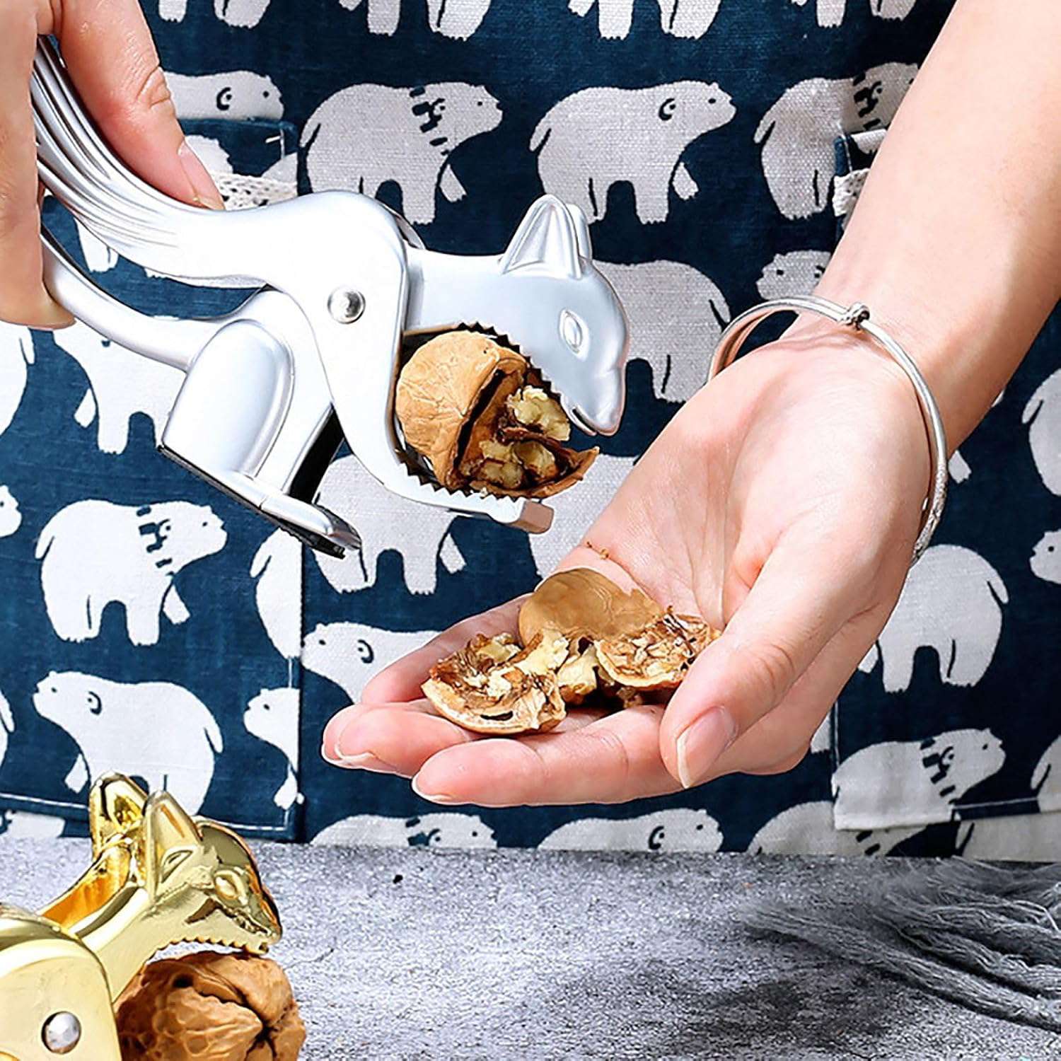 Zinc Alloy Squirrel Shape Walnut Clip, Walnut Crackers, Nut Crackers for All Nuts, Non-Slip Wear-Resistant Sheller - Ideal Store